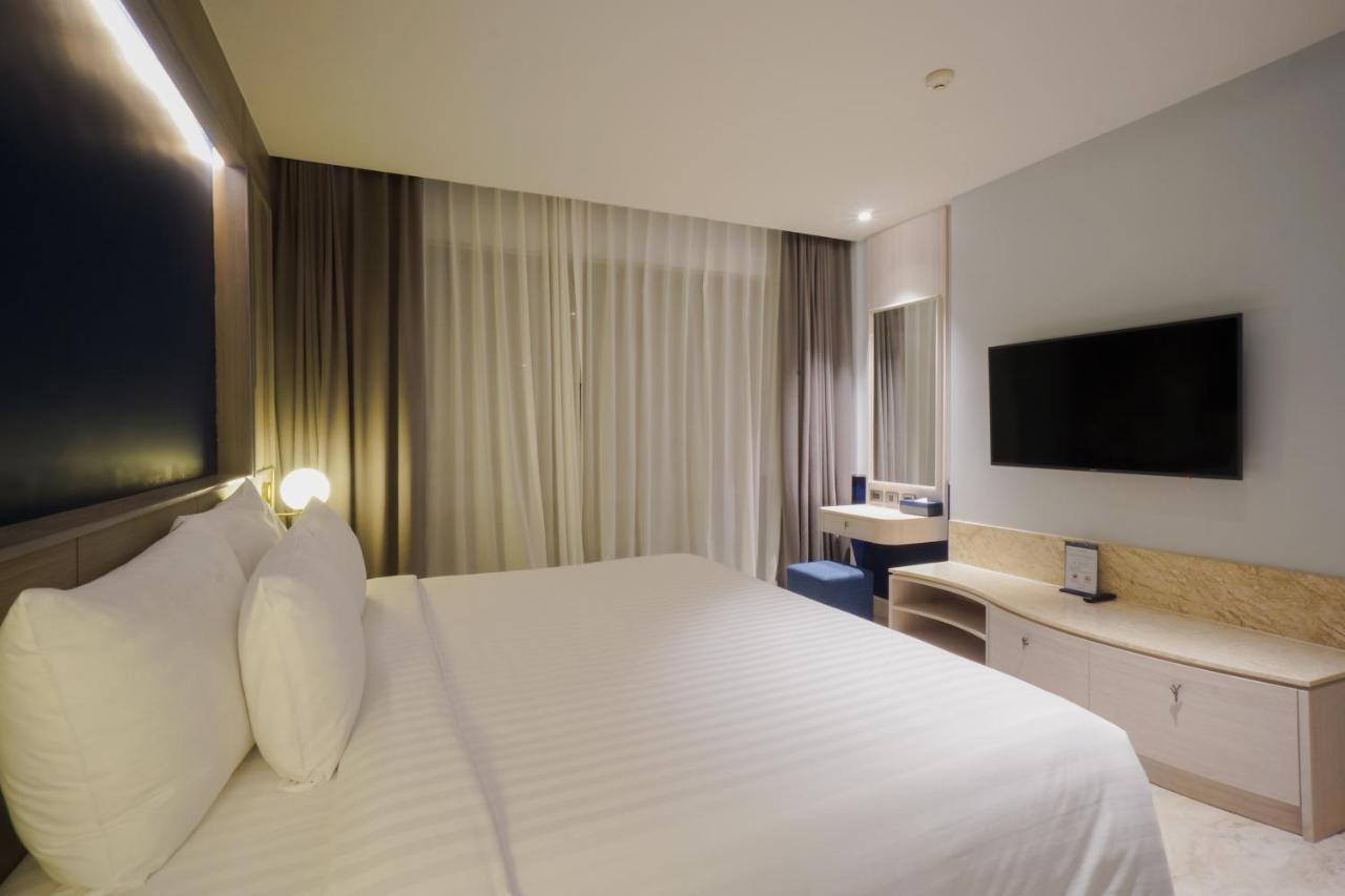 씨베드 그랜드 호텔 푸켓  푸껫 외부 사진 Deluxe Room