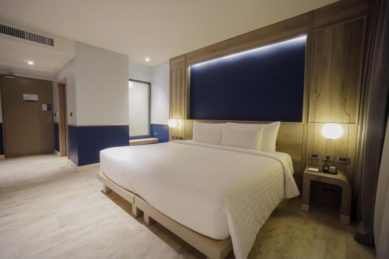 씨베드 그랜드 호텔 푸켓  푸껫 외부 사진 Deluxe Room
