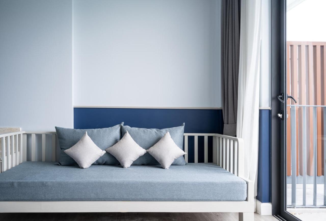 씨베드 그랜드 호텔 푸켓  푸껫 외부 사진 A sofa bed